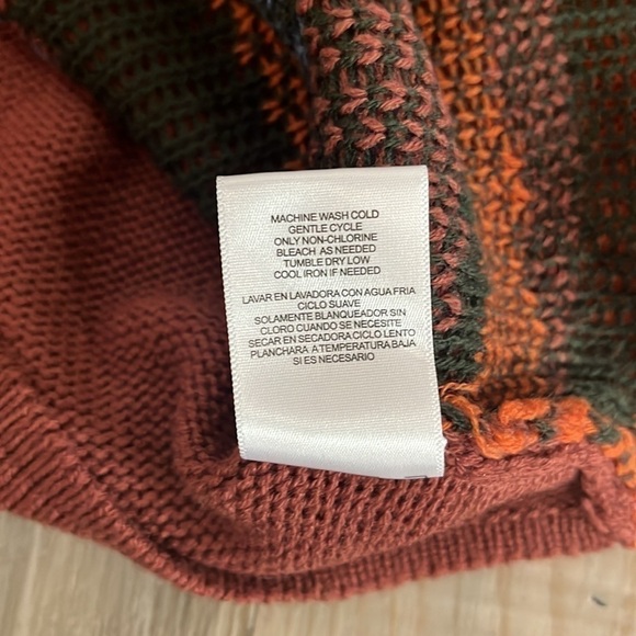 Madden NYC Women's Desert Landscape Knit Semi-Cropped Sweater Size M - Picture 6 of 7